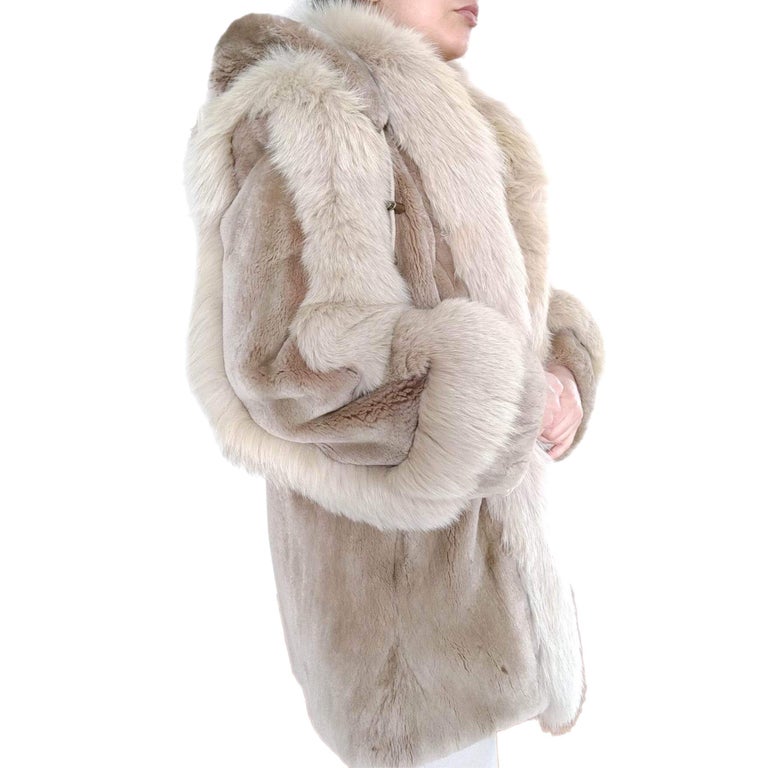 Sheared Beaver Fur Coat with Fur Trim (Size 8-M) ~no duties