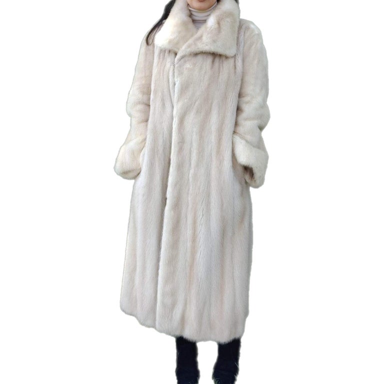 ~Custom made Blush Pastel Mink Fur Coat (Size 12 - L) ~no duties