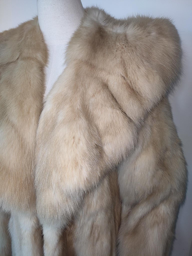Brand new Bisang Golden sable Fur Coat (Size 10/ M) 45000$ ~no duties