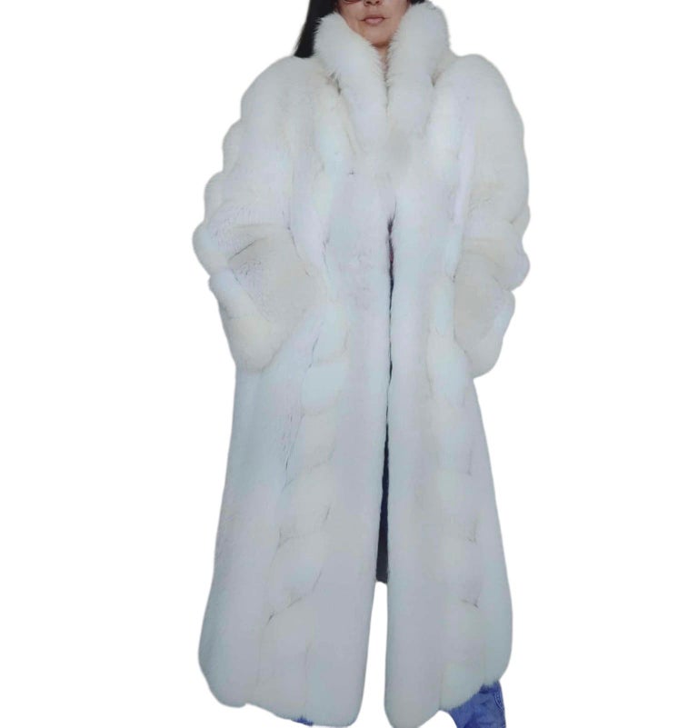 lightweight white saga Chevron white fox fur coat size 12 L ~no duties