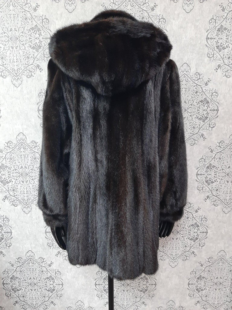 Unused ranch mink fur coat with a hood size 16