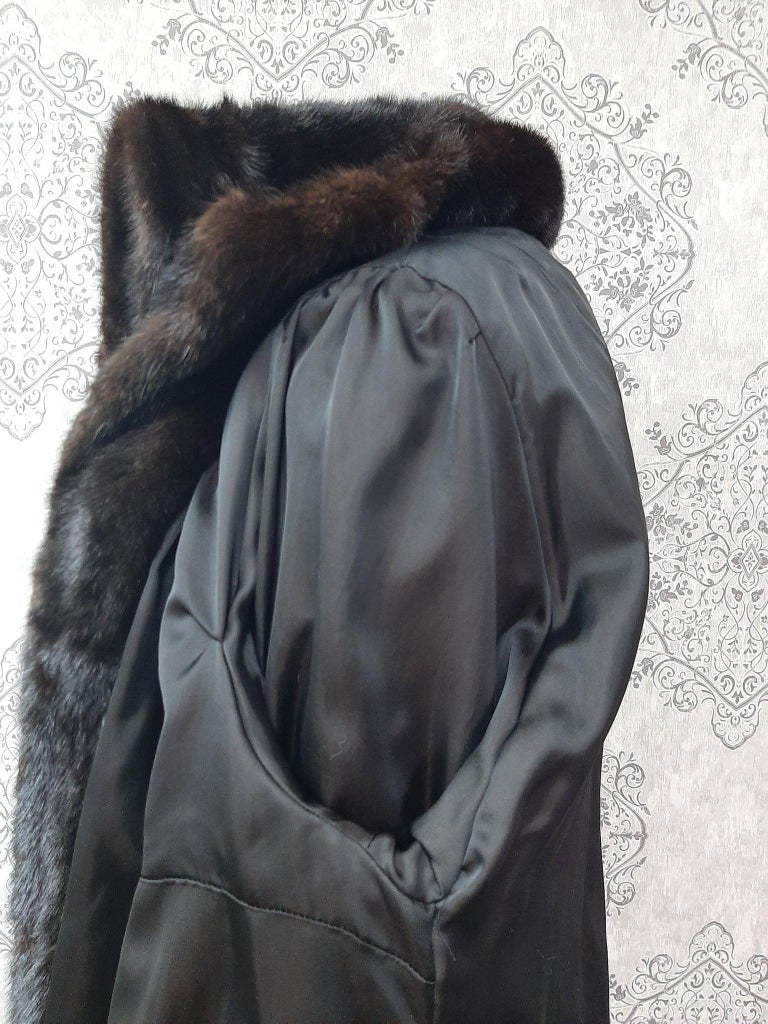 Unused ranch mink fur coat with a hood size 16