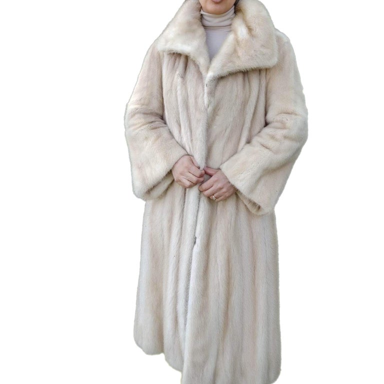 ~Custom made Blush Pastel Mink Fur Coat (Size 12 - L) ~no duties