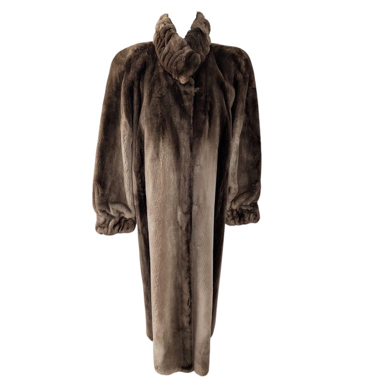 Brand new phantom sheared beaver ~no duties