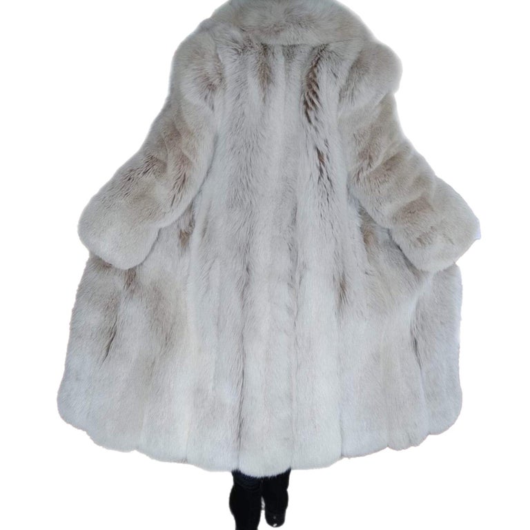 Brand new lightweight saga fox fur coat size 8 ~no duties
