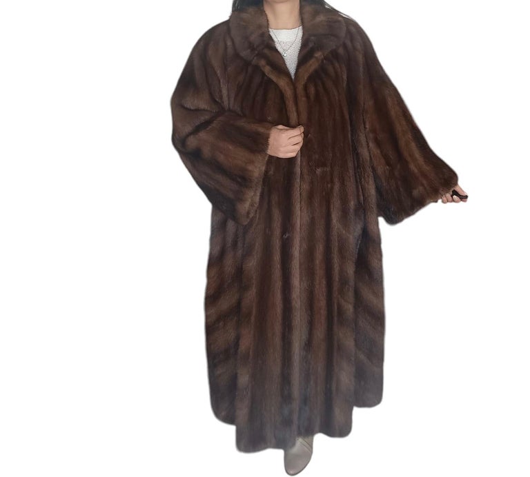 Giuliana Tesso Holt's Renfrew Mink Fur Full Length Coat (Size 20 - L) ~no duties