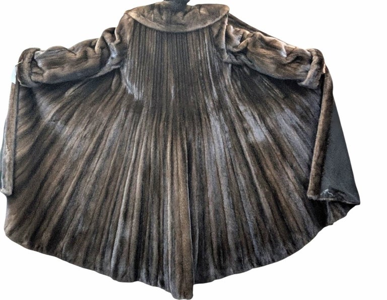 Brand new Louis Feraud demi buff female mink fur coat 18-20/L ~no duties