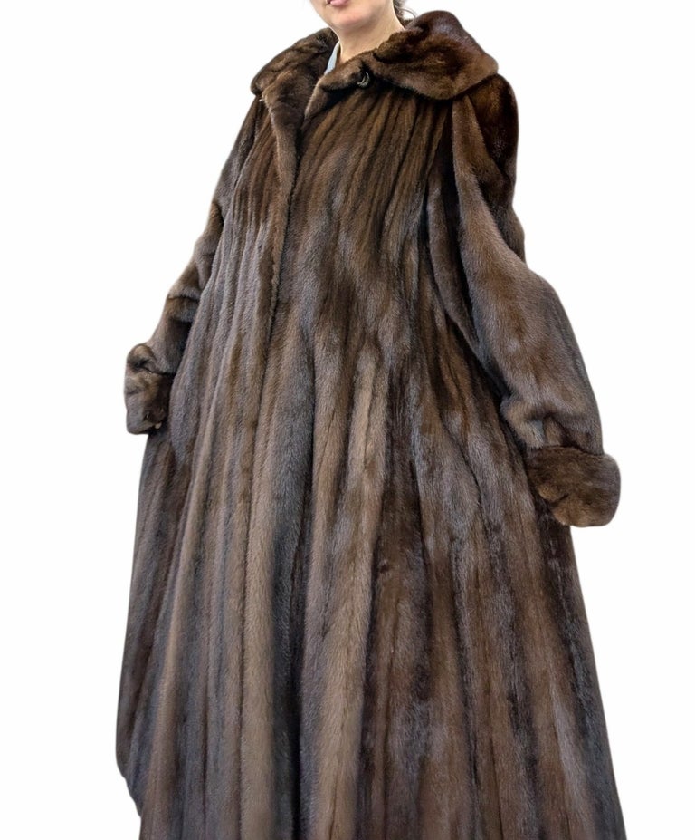 Brand new Louis Feraud demi buff female mink fur coat 18-20/L ~no duties