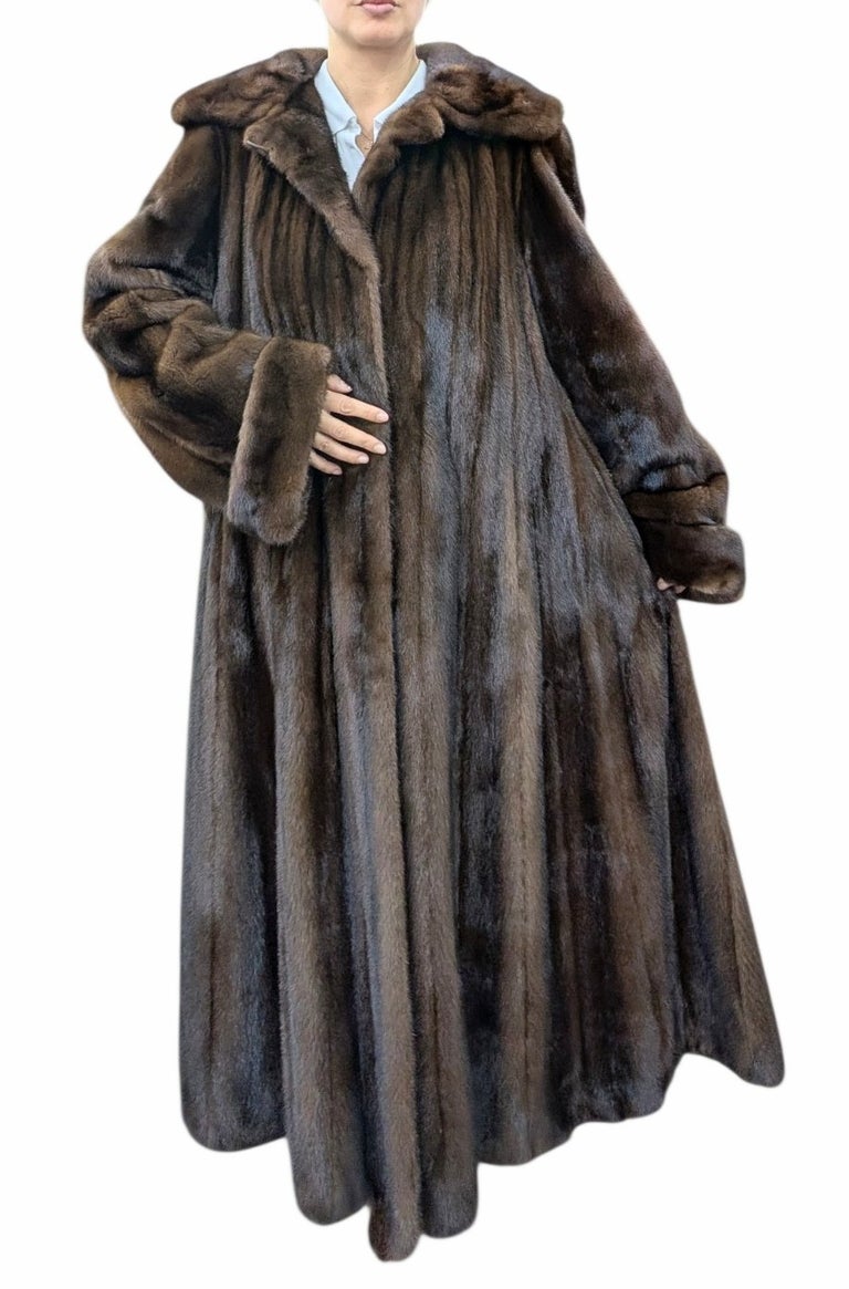 Brand new Louis Feraud demi buff female mink fur coat 18-20/L ~no duties