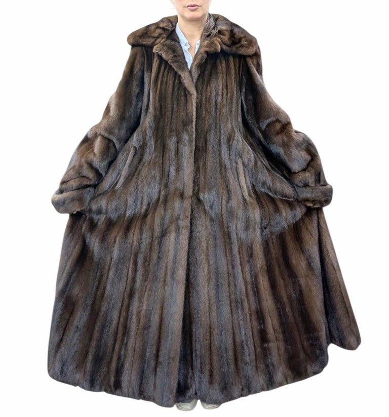 Brand new Louis Feraud demi buff female mink fur coat 18-20/L ~no duties