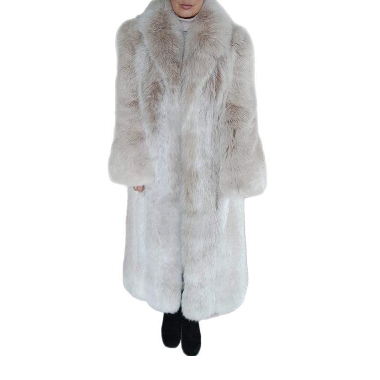 Brand new lightweight saga fox fur coat size 8 ~no duties