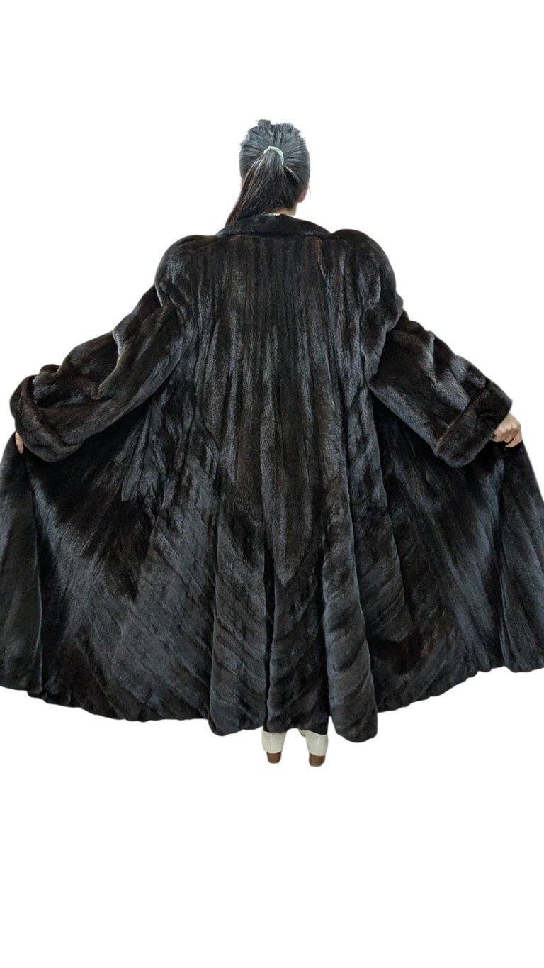 Exceptional showroom unused sectional black mink fur coat 18/L~no duties