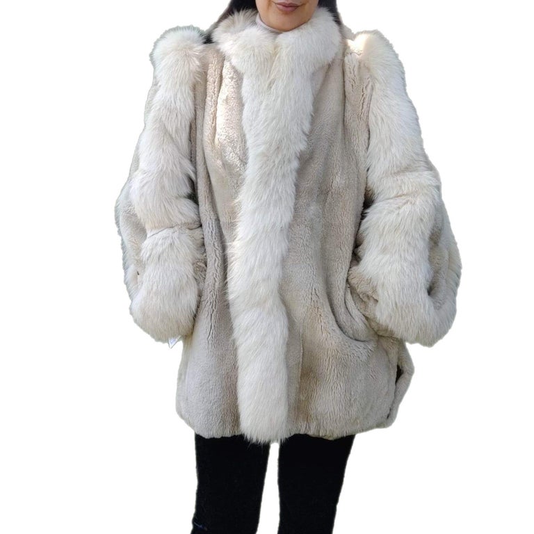 Sheared Beaver Fur Coat with Fur Trim (Size 8-M) ~no duties