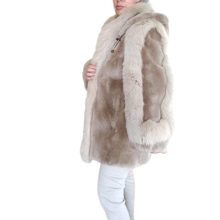 Sheared Beaver Fur Coat with Fur Trim (Size 8-M) ~no duties