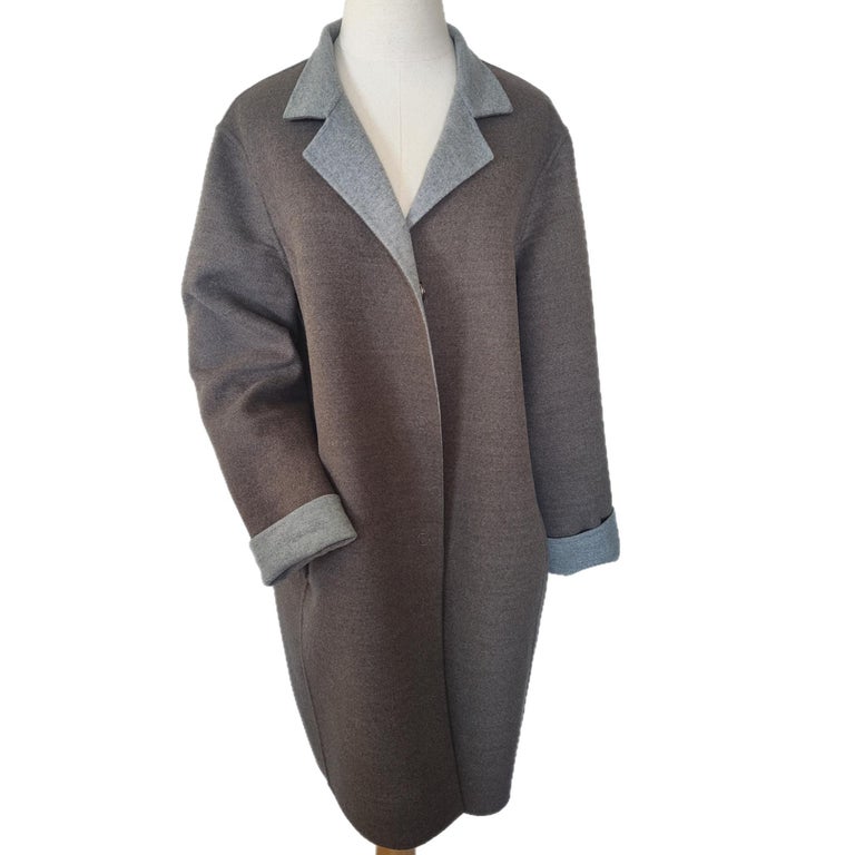 Reversible Cashmere Loro Piana Coat defects**~no duties