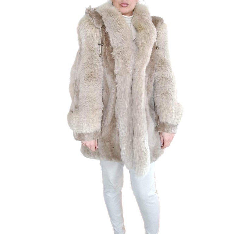 Sheared Beaver Fur Coat with Fur Trim (Size 8-M) ~no duties