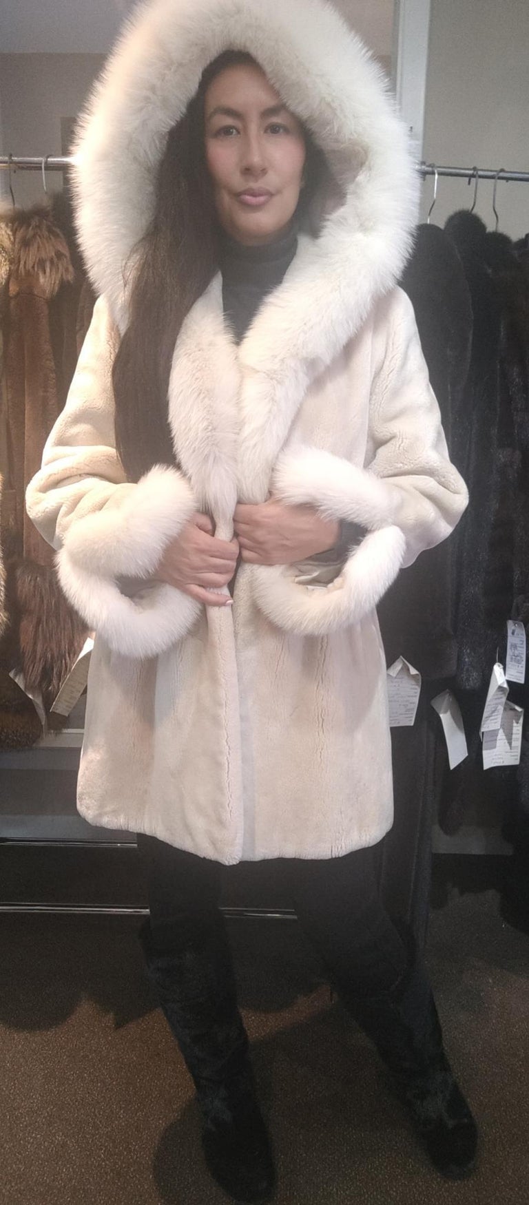 Sheared Beaver Fur Coat with Fur Trim (Size 12-M) ~no duties