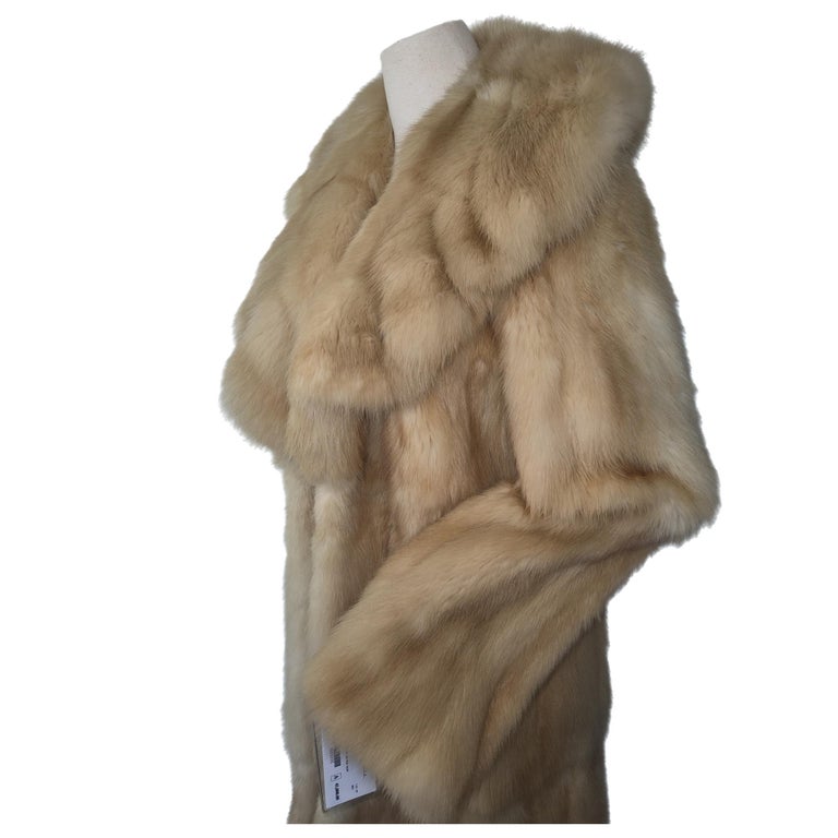 Brand new Bisang Golden sable Fur Coat (Size 10/ M) 45000$ ~no duties
