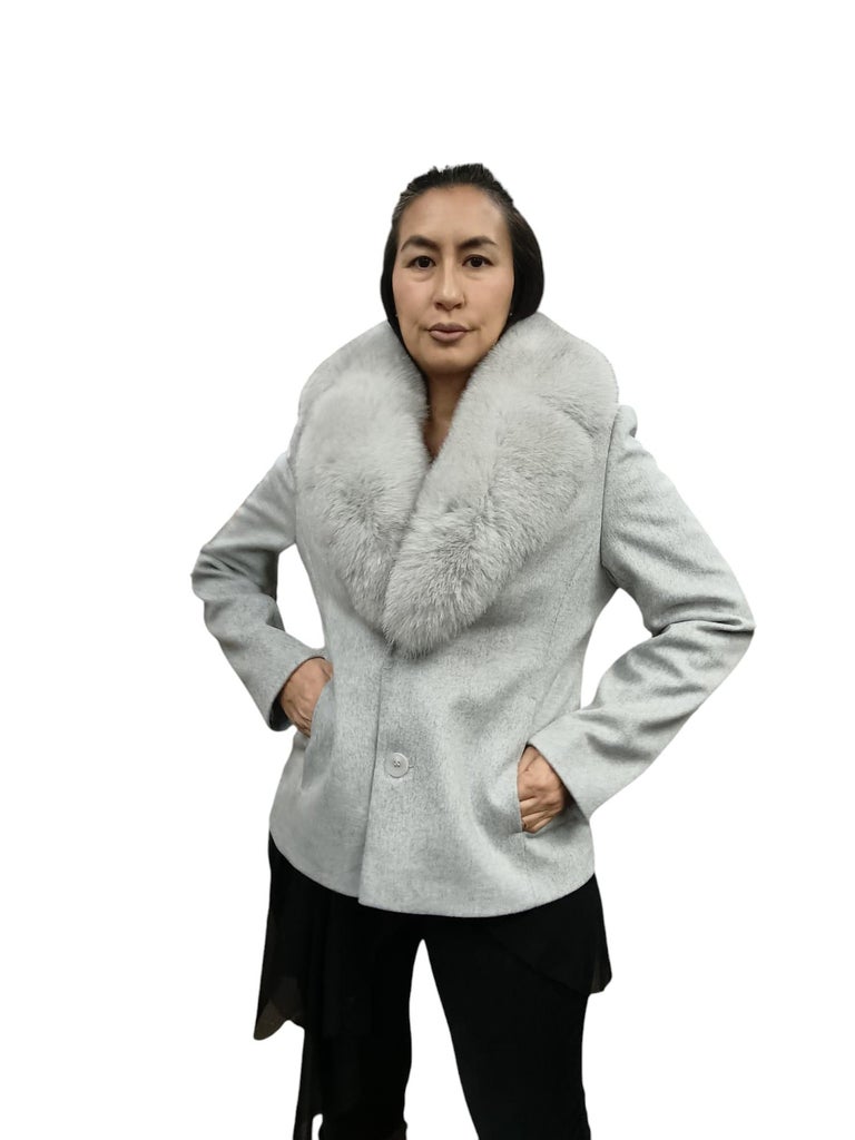 Brand new Loro Piana Gray coat fox fur collar ~no duties