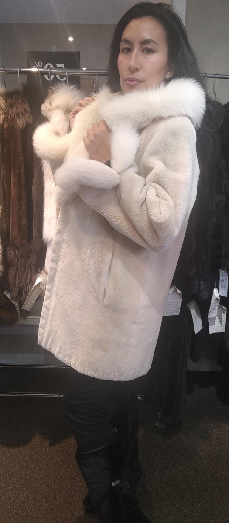 Sheared Beaver Fur Coat with Fur Trim (Size 12-M) ~no duties