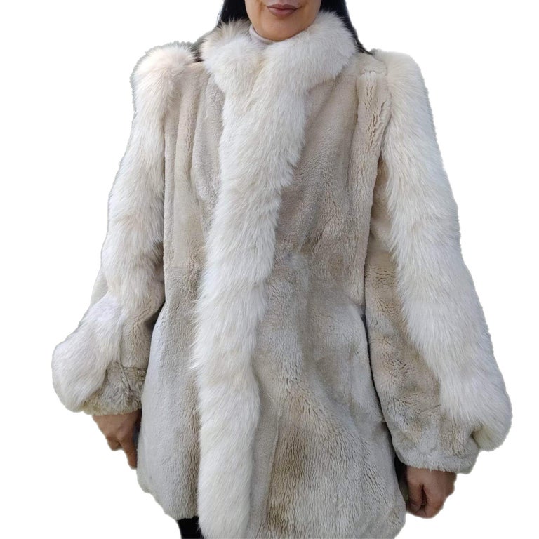 Sheared Beaver Fur Coat with Fur Trim (Size 8-M) ~no duties