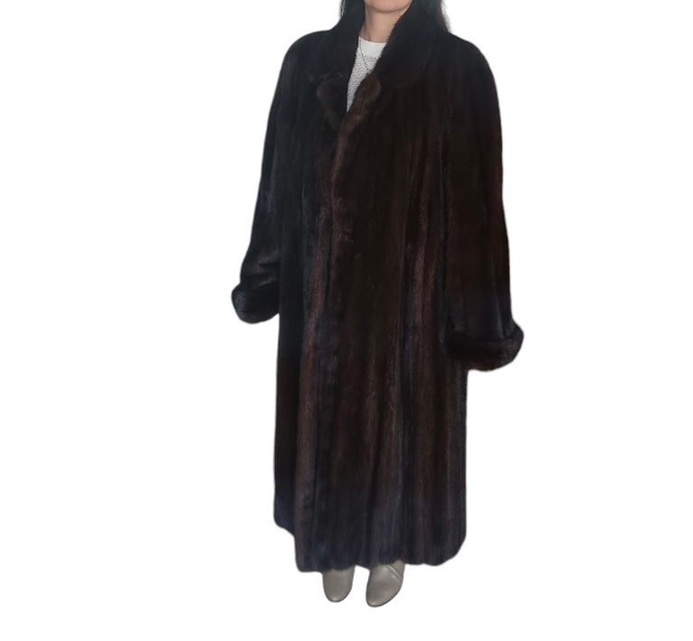 Brand new Ranch Mink Fur Full Length Coat (Size 14 - L) ~no duties
