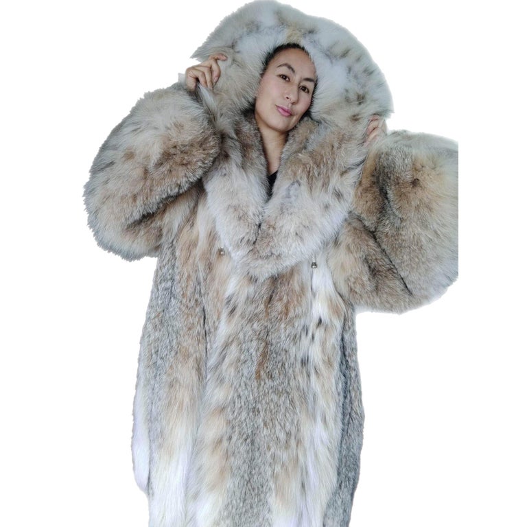 lightweight Canadian lynx fur coat with detachable hood size 12/L ~no duties