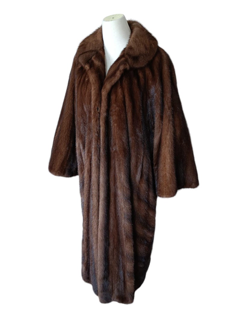 Giuliana Tesso Holt's Renfrew Mink Fur Full Length Coat (Size 20 - L) ~no duties