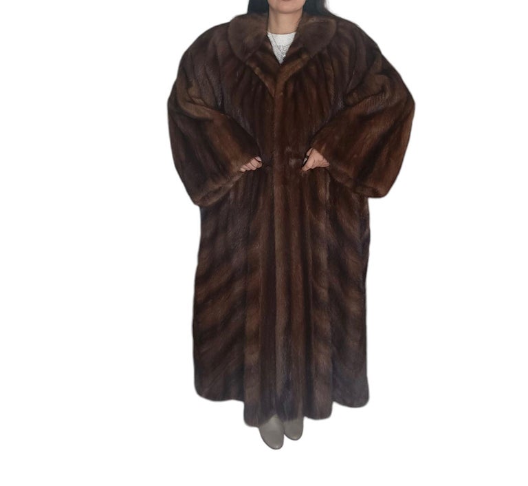 Giuliana Tesso Holt's Renfrew Mink Fur Full Length Coat (Size 20 - L) ~no duties