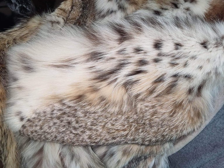 Brand new lightweight lynx fur coat size 12-14 ~no duties