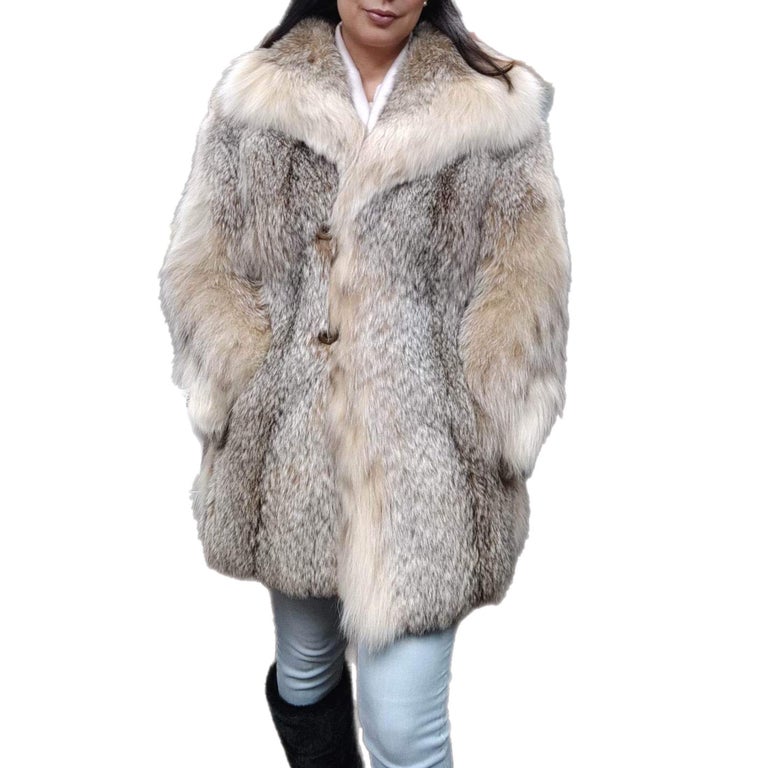 Brand new lightweight lynx fur coat size 10 tags 7999$ ~no duties