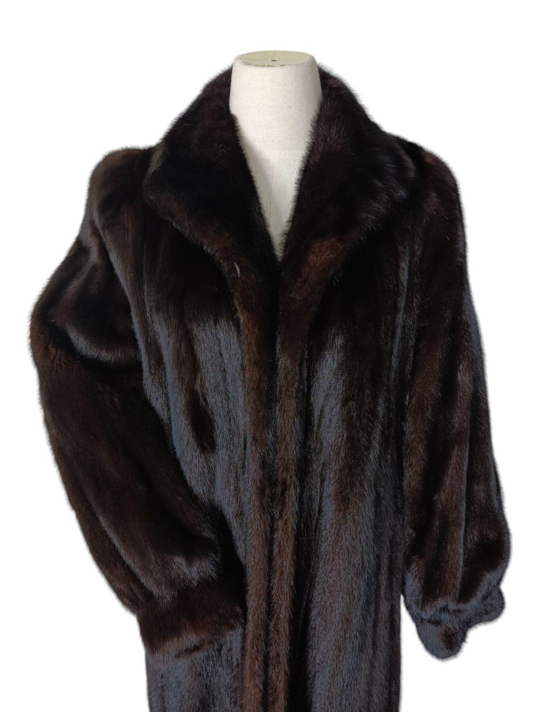 Showroom Ranch Mink Fur Coat (Size 16 XL) ~no duties