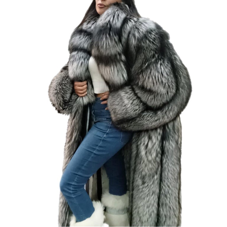 Brand new lightweight saga silver fox fur coat size 18 L ~no duties