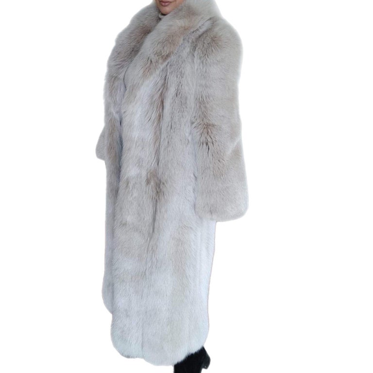 Brand new lightweight saga fox fur coat size 8 ~no duties