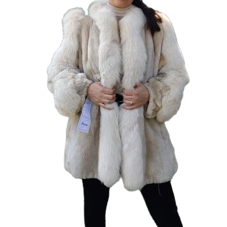 Sheared Beaver Fur Coat with Fur Trim (Size 8-M) ~no duties