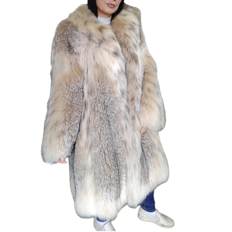Brand new lightweight lynx fur coat size 18-24 XL ~no duties