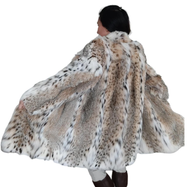 Brand new lightweight lynx fur coat size 14 L ~no duties