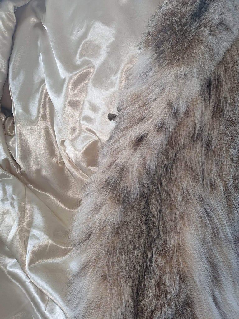 lightweight Canadian lynx fur coat with detachable hood size 12/L ~no duties