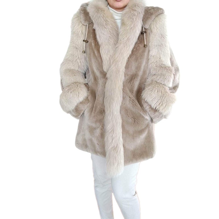 Sheared Beaver Fur Coat with Fur Trim (Size 8-M) ~no duties