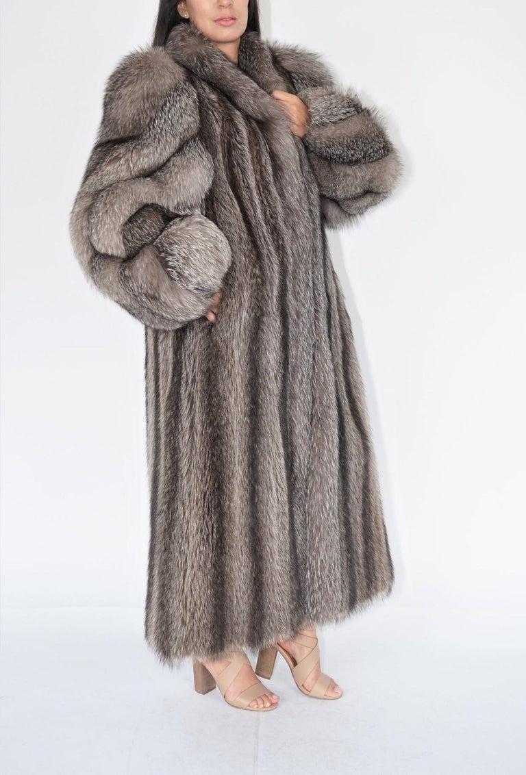 Raccoon fur coat with silver fox trim and sleeves size 8-10 ~no duties