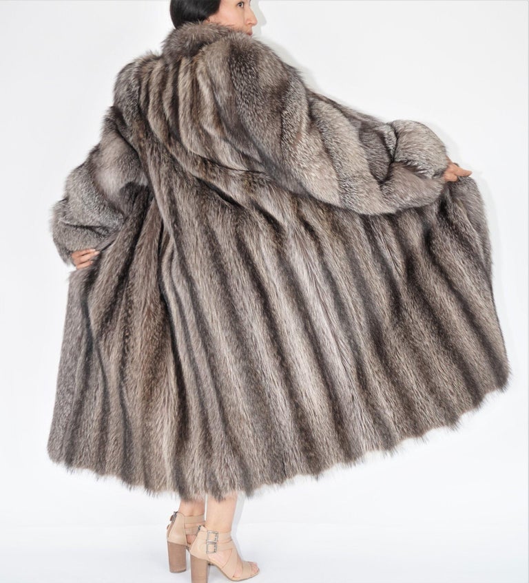 Raccoon fur coat with silver fox trim and sleeves size 8-10 ~no duties
