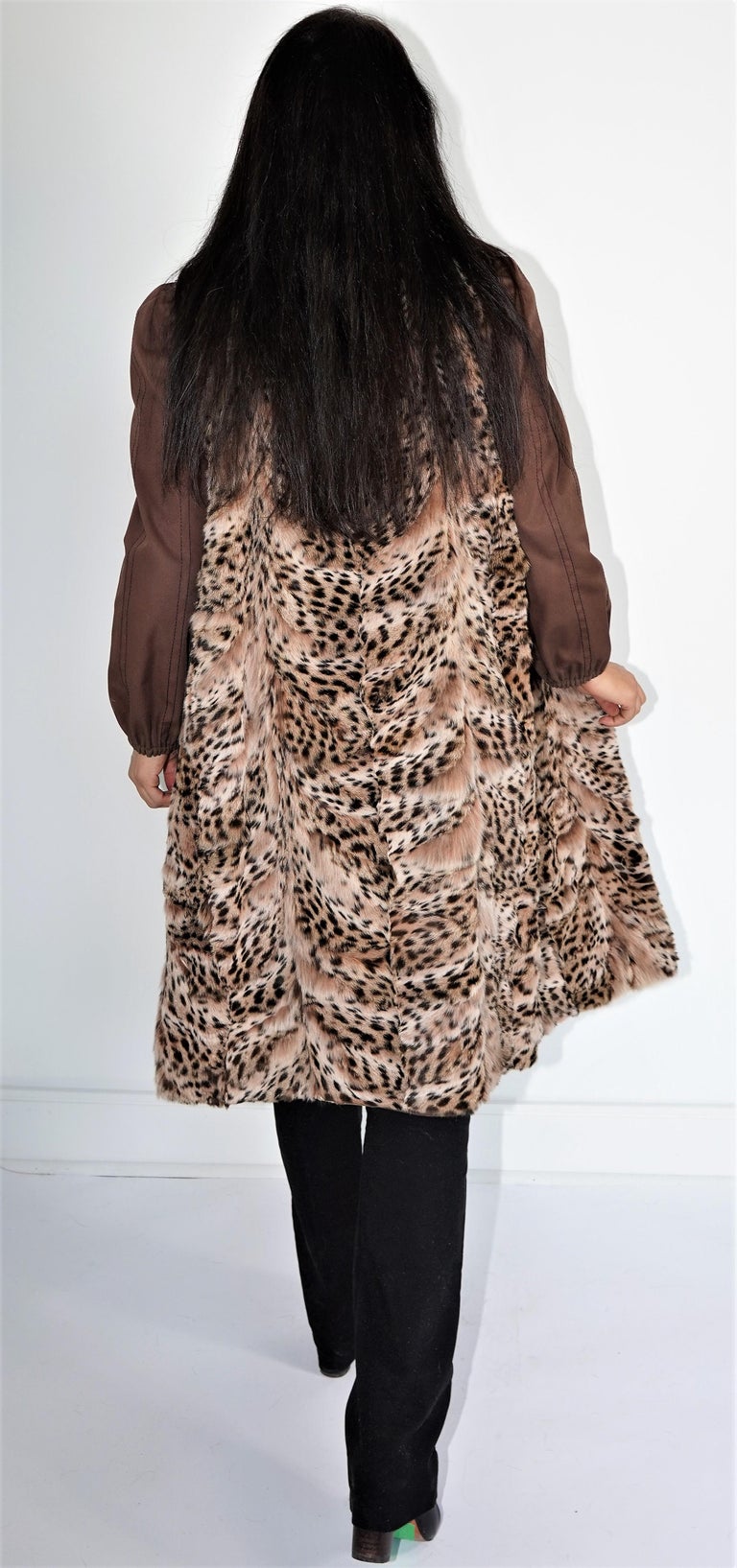 Fendi Rain Coat with Lynx Bobcat lining (Size 10-M) ~no duties