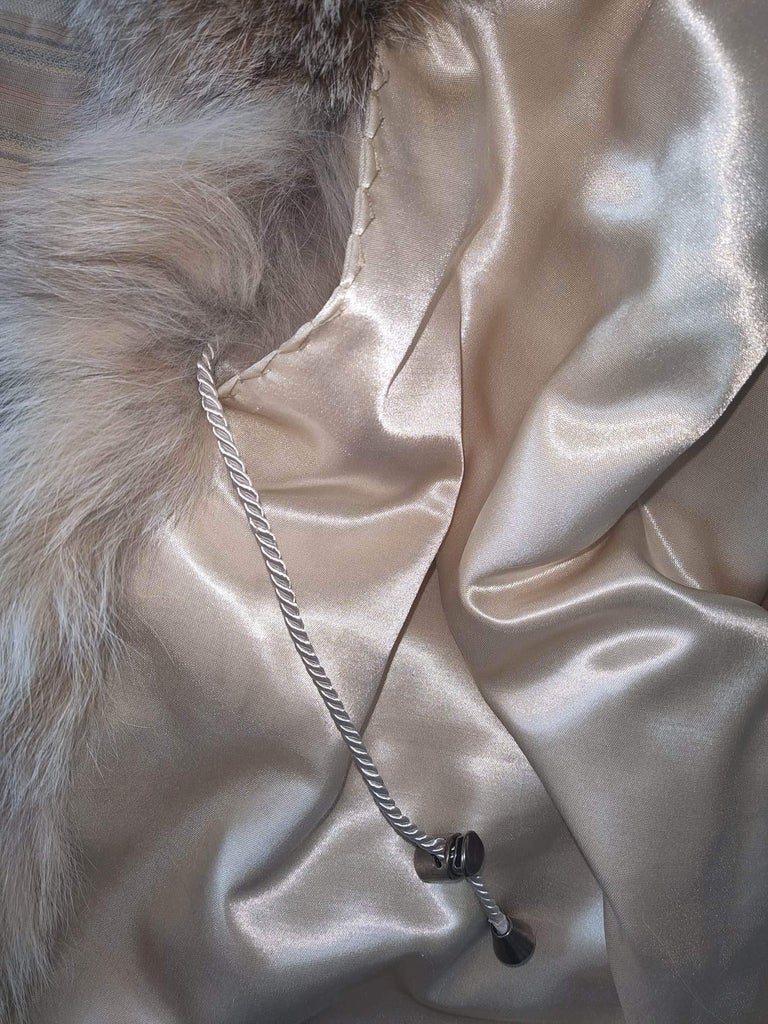 lightweight Canadian lynx fur coat with detachable hood size 12/L ~no duties