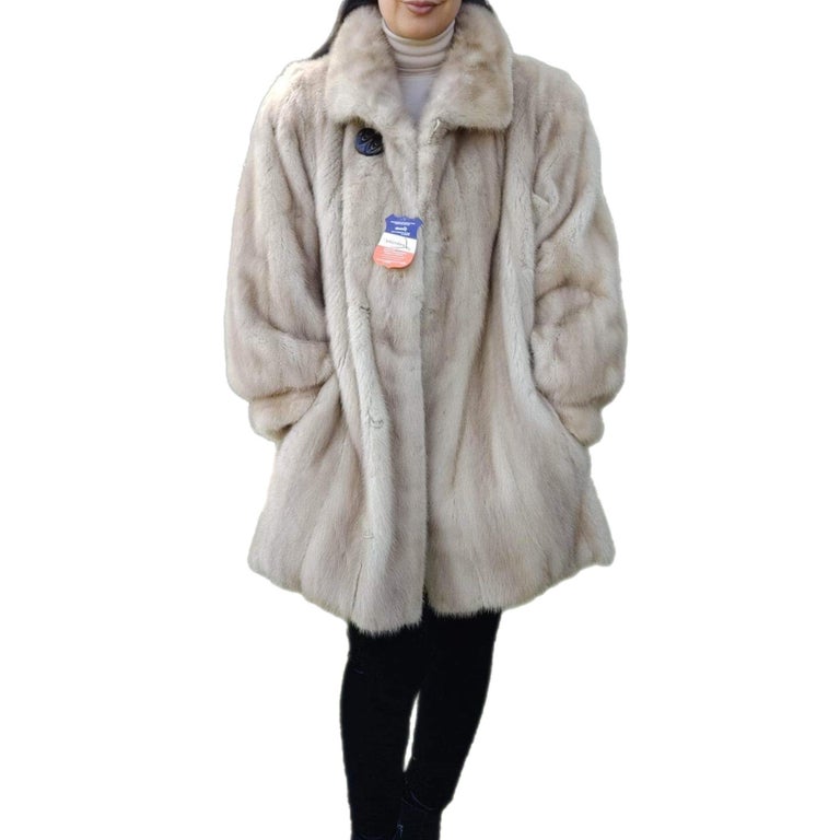 ~Unused Blush Pastel Mink Fur Coat (Size 12 - L) ~no duties