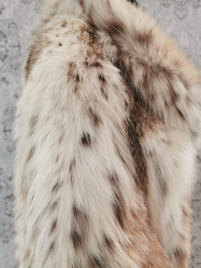 Lynx bob cat fur coat size 6 ~no duties