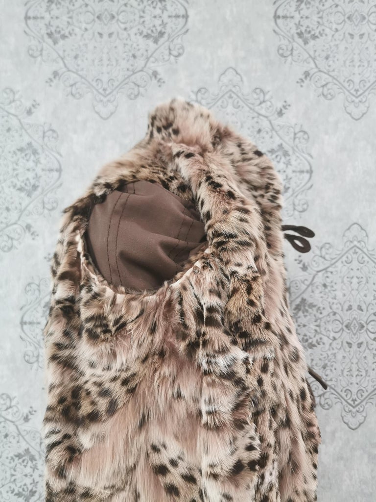 190 Fendi coat with lynx bob cat fur linning size 10