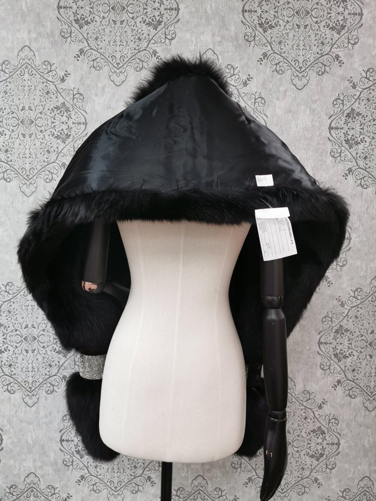 Brand New Holt Renfrew Fox Fur Cape Shrug Stole ~no duties