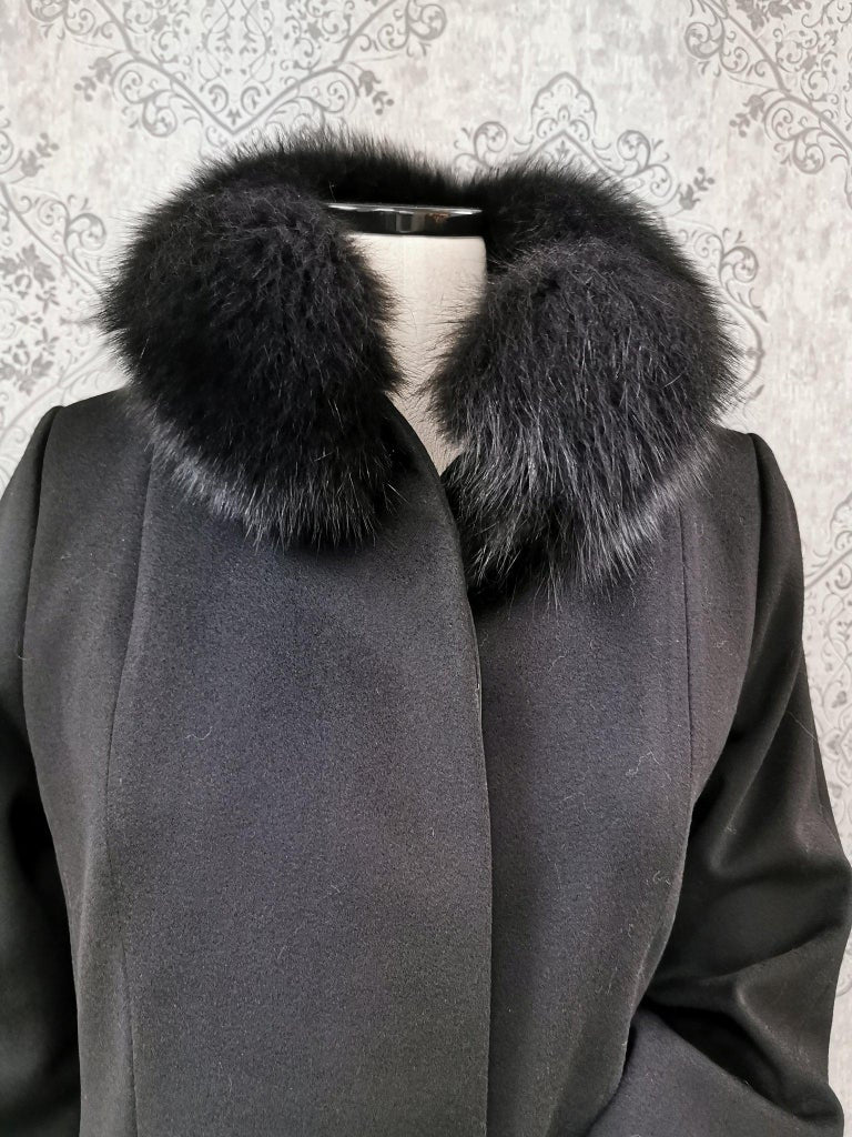 Brand new black Loro piana coat with fox fur trim size 4-6