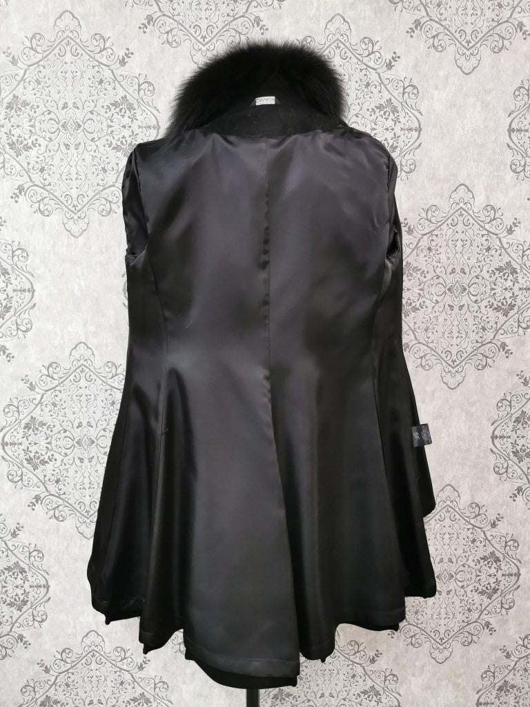 Brand new black Loro piana coat with fox fur trim size 4-6