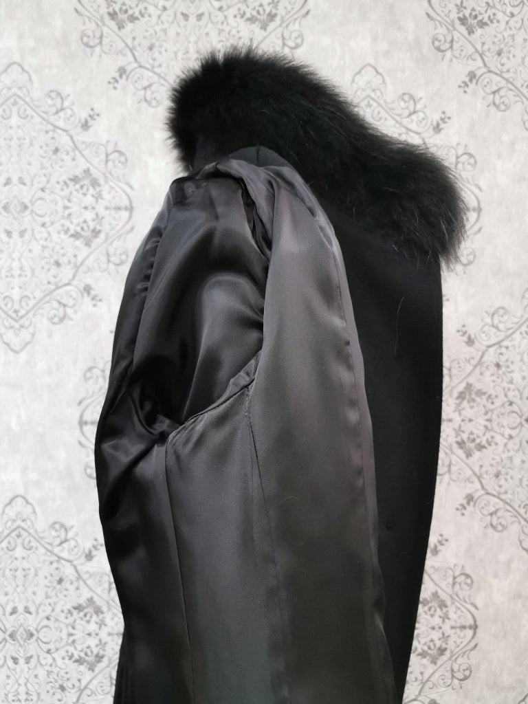 Brand new black Loro piana coat with fox fur trim size 4-6